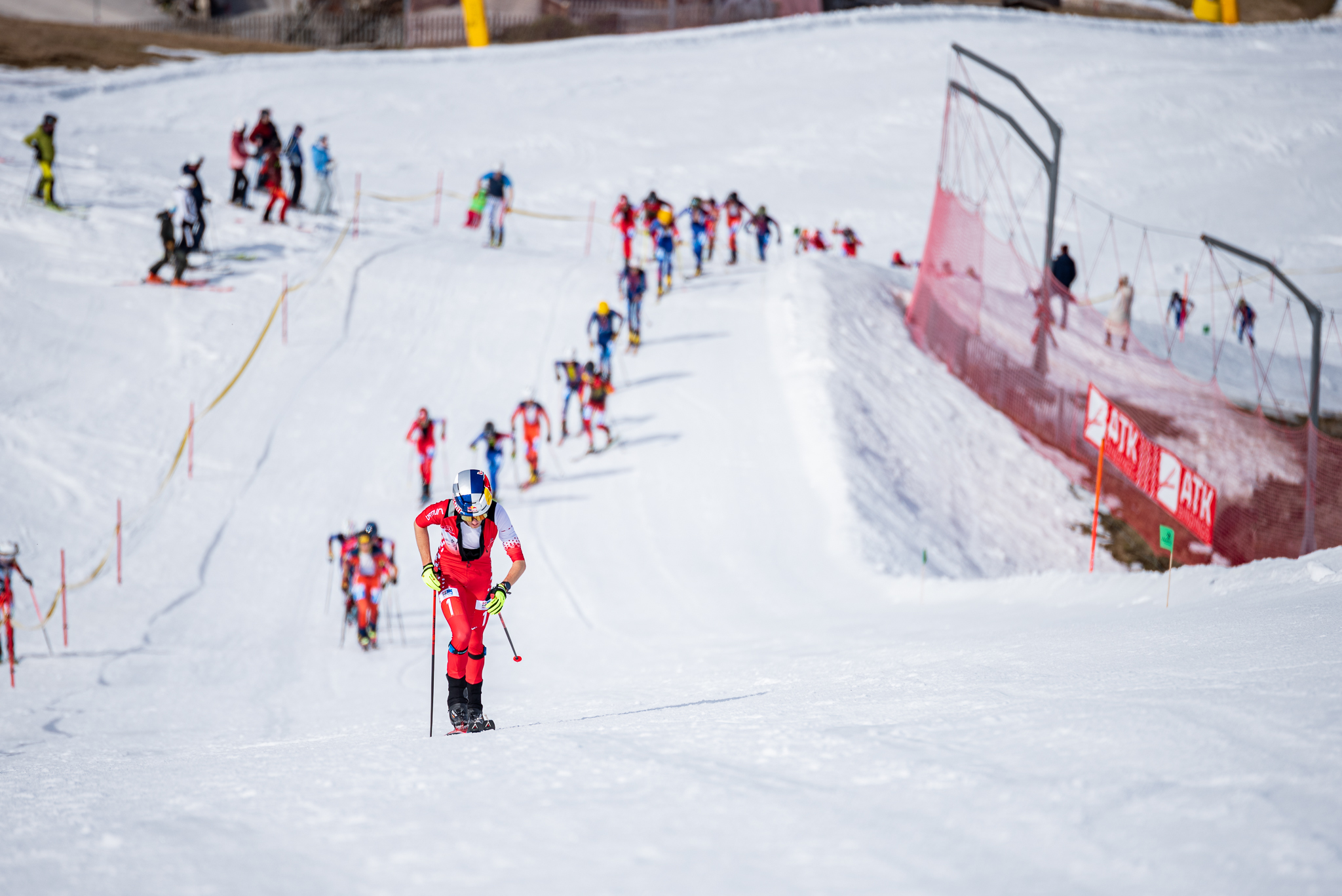 WCH_SLADMING_VERTICAL_PRESS-1